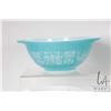 Image 3 : Vintage Pyrex blue and white graduated "Amish Butterprint" circa 1950 and a Titania noodle maker