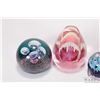 Image 2 : Four collectible paperweights including numbered Caithness, Scotland "Fantasy Orchid #1075", "Weathe