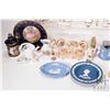 Image 2 : Tray lot of Limoges collectibles including miniature ornaments, lidded jar and lovestory plate plus 