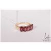 Image 1 : 14kt yellow gold and genuine garnet five stone ring, size 7