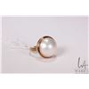 Image 1 : 14kt yellow gold and genuine pearl ring, size 5