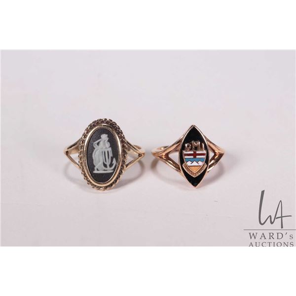 10kt yellow gold and Wedgwood basalt Jasperware cameo, size 6 and a 10kt yellow gold and enamel ring