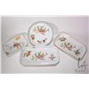 Image 1 : Four pieces of Royal Worcester Evesham including 15" rectangular baking dish, 14" baking dish, 10 1/