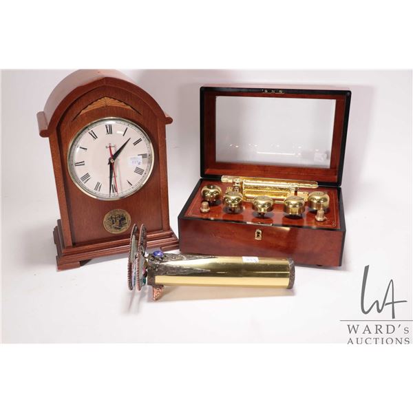 Modern battery powdered chiming music box that play 50 Christmas melodies and a modern wooden cathed