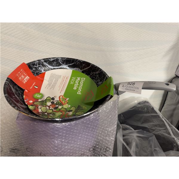 Brand New Diamond Marble Wok 28cm | Made in Italy