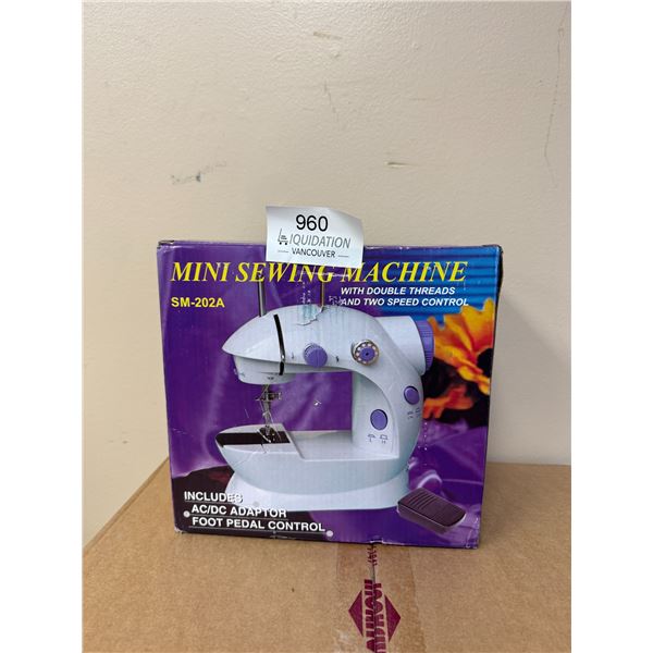 Mini Multifunctional Household Sewing Machine - Brand New