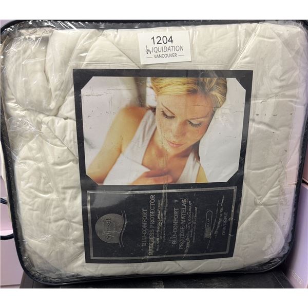 Brand New Sunset Blu-Comfort Twin Mattress Protector