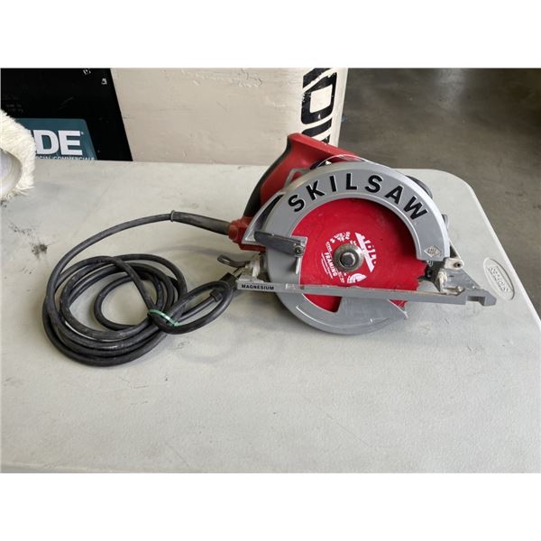SKILSAW ELECTRIC CIRCULAR SAW