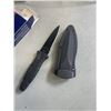 Image 3 : 2 NEW SMITH AND WESSON 7.5 INCH BLACK FALSE EDGE BOOT KNIFES
