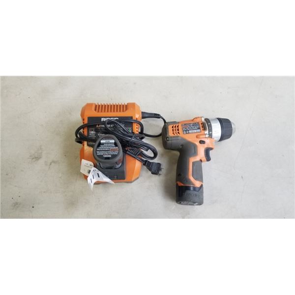 RIDGID SCREW GUN WITH BATTERY AND CHARGER