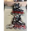 Image 2 : 3 PAIRS OF ROLLERBLADES. SIZES LADY 7,  39, AND  33