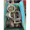 Image 4 : 3 TRAYS PLUMBING SUPPLIES