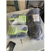 Image 1 : 2 CAT TRAVEL LITTER BOXES AND NEW CAT TENT