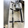 Image 1 : OVER DOOR PULL UP BAR AND ANKLE BOOT