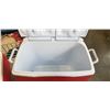 Image 4 : 3 COLEMAN COOLERS