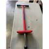 Image 2 : POGO STICK