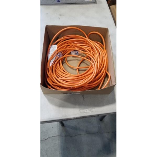 AS NEW ORANGE 100FT LIFE SUPPLY HEAVY DUTY INDOOR OUTDOOR 3 WIRE GROUNDED LIGHTED EXTENSION, 16AWG