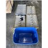 Image 1 : 5 STORAGE TOTES, 4 W/ BUILT IN LIDS