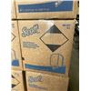 Image 2 : 6 CASES SCOTT MOISTURIZING FOAM HAND SANITIZER REFILLS