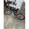 Image 1 : BLACK CCM BIKE