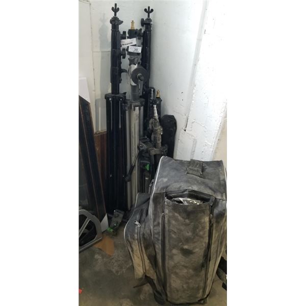 PHOTO UMBRELLA  AND 6 PHOTOGRAPHY TRIPODS