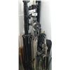 Image 2 : PHOTO UMBRELLA  AND 6 PHOTOGRAPHY TRIPODS