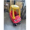 Image 1 : LITTLE TYPES COZY COUPE RIDE ON TOY