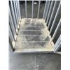 Image 5 : ROLLING METAL CAGE, 27 X 38 X 39 INCH