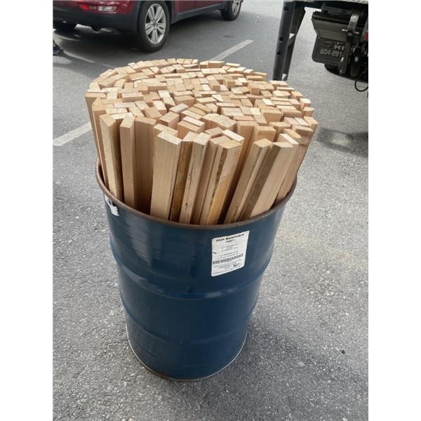 BARREL OF HEMLOCK WOOD - VARIOUS LENGTHS, MOST ABOUT 40"