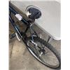Image 3 : BLUE/ BLACK TRIUMPH BIKE