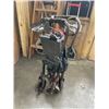 Image 3 : FOLDING WALKER
