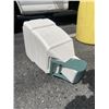 Image 5 : BLIZ POUR N STOP DISPENSER AND PLASTIC DRUM (200 LITRE CAPACITY) NO LID