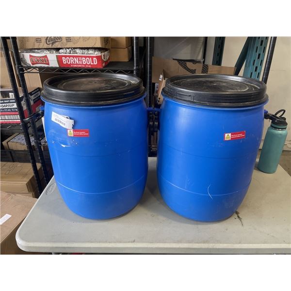 2 FOOD GRADE PLASTIC DRUMS (40 LITRE CAPACITY EACH) W/ LIDS