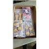 Image 1 : TRAY OF ASSORTED RETRACTABLE RAZOR BLADE SETS