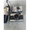 Image 2 : 3 CAMERAS. 2 DIGITAL, 1 FILM