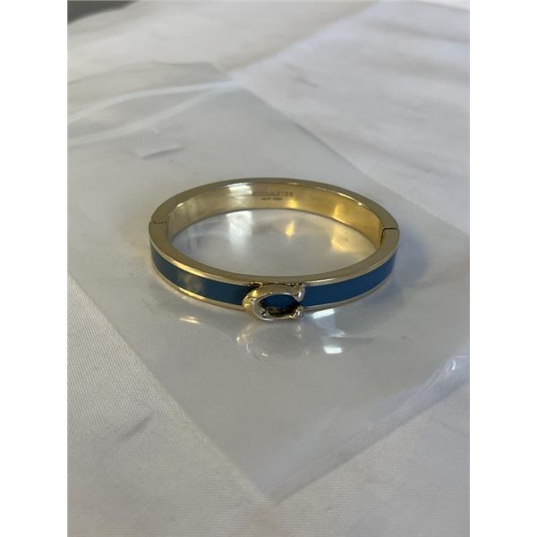COACH NEW YORK HINGED BANGLE ENAMELED