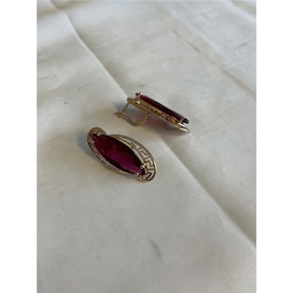 PINK GOLD PLATED W/ RED STONES PAIR OF EARRINGS