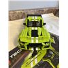 Image 2 : LEGO TECHNIC SET 42138 COMPLETE W/ BOOKS