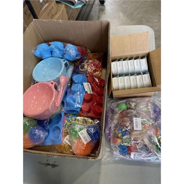 TRAY OF NEW AMAZON OVERSTOCK PET SUPPLIES AND TOYS
