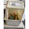 Image 2 : PET BEDS, BLANKET, BOWLS, ETC