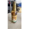 Image 2 : 4 BOTTLES OF DOLCELLA GOURMET SYRUP, VANILLA FLAVOR AND 2 LE PRO DELUXE ALL PURPOSE CAPES