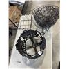 Image 1 : ASSORTED HANGING PLANT POTS