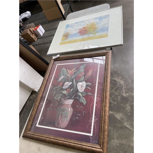 OIL PAINTING SIGNED AND FRAMED FLORAL PRINT