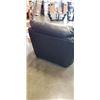 Image 12 : 3pc BLACK LEATHER SOFA SET, NO RIPS OR TEARS, INCLUDES SOFA, LOVESEAT AND CHAIR
