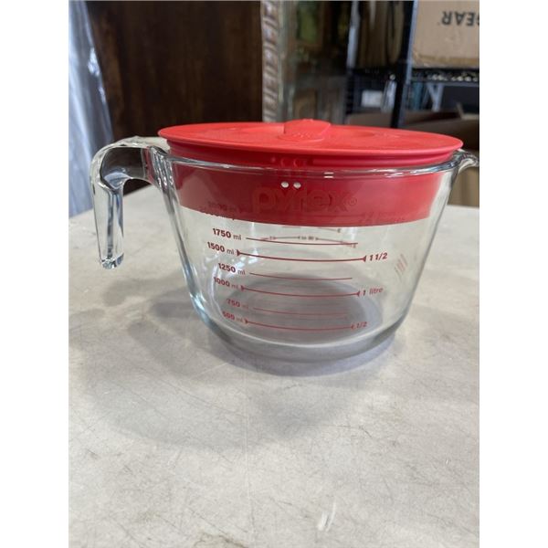 2 NEW PYREX PREPWARE 2 QUART GLASS MEASURING CUP MIXING BOWLS WITH LIDS