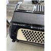 Image 5 : HOHNER ELECTRIC ACCORDIAN W/ POWER SUPPLY