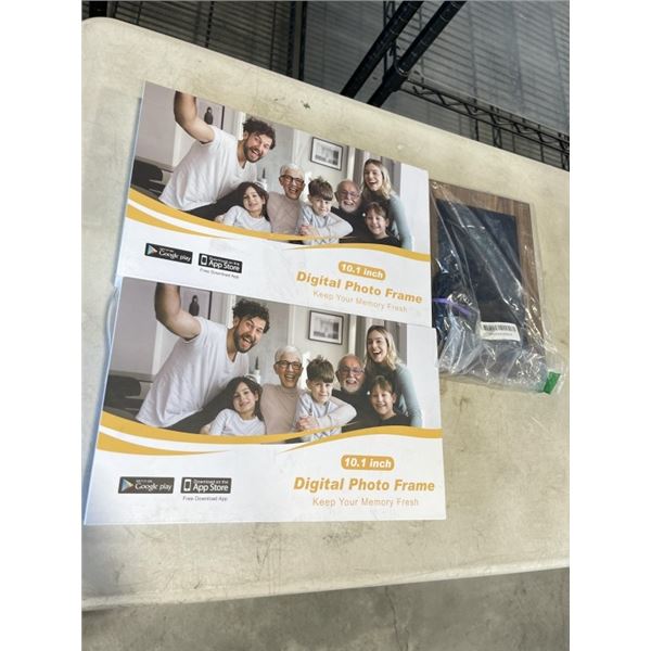 3 DIGITAL PHOTO  PICTURE FRAMES