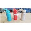 Image 2 : 3 LIKE-NEW THERMOFLASK WATER BOTTLES