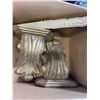 Image 4 : 3 BOXES OF DECOR ITEMS, BASKET, ETC