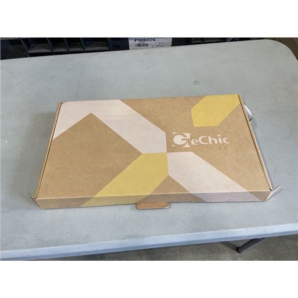 AS NEW GECHIC ON LAP 1102E 11.6 INCH PORTABLE MONITOR